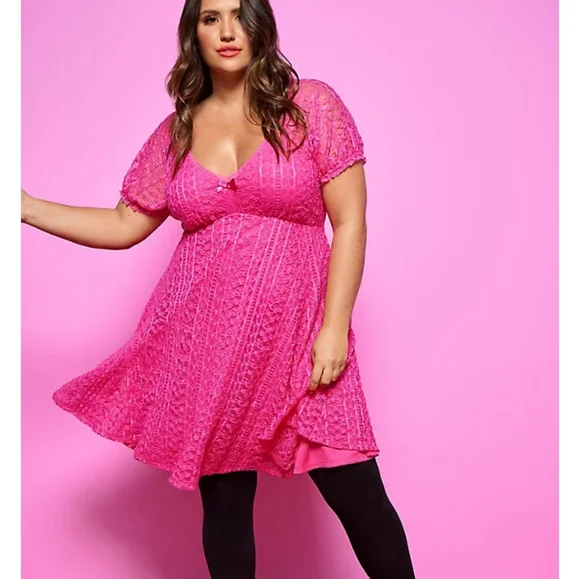 BETSEY JOHNSON FIT & FLARE PUFF SLEEVE MINI DRESS - PINK TORRID Size 2 - Picture 3 of 7